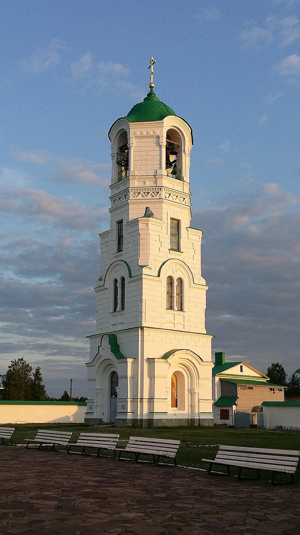 Колокольня