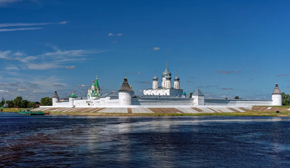 Желтоводский Макариев монастырь