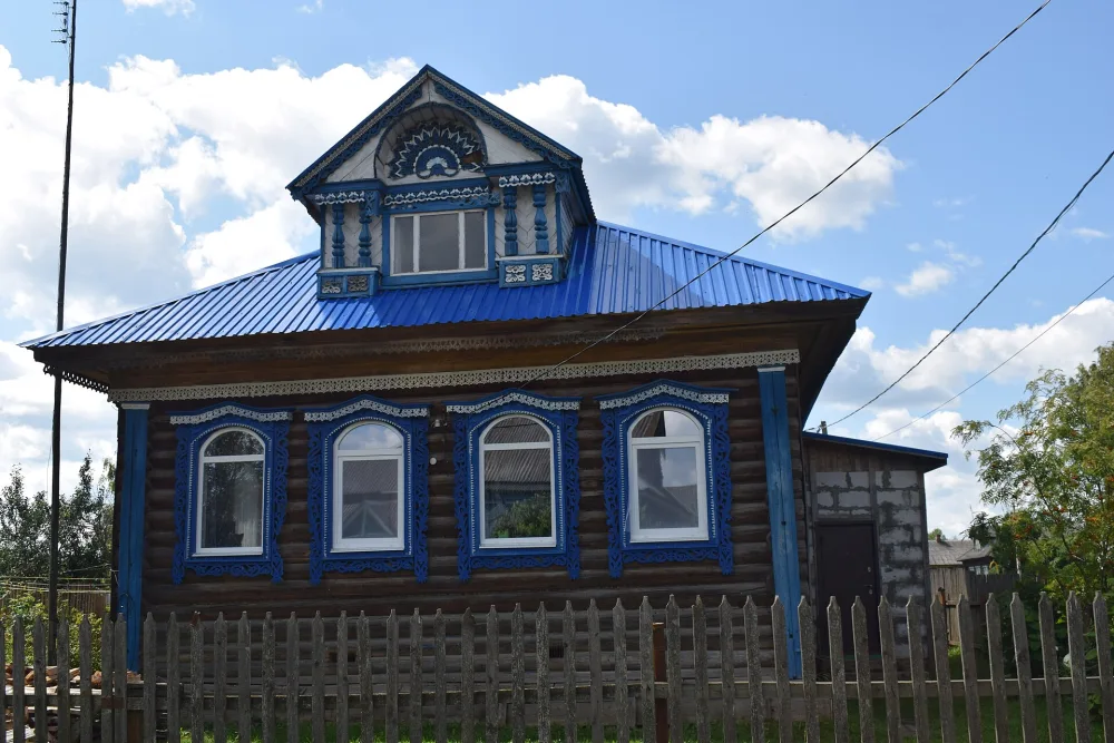 Жилой дом (Большое Село)