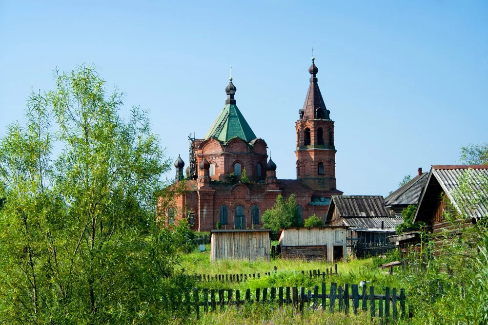 Введенская церковь (Камгорт)