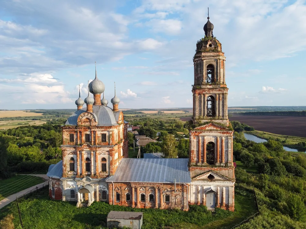 Церковь Михаила Архангела (Низовка)