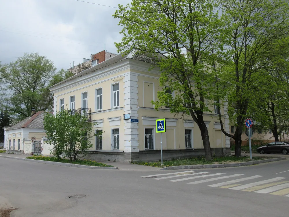 Дом статского советника Л.Н. Бровковича (Великий Новгород)