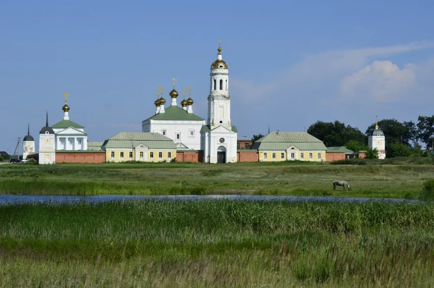 Николо-Чернеевский монастырь