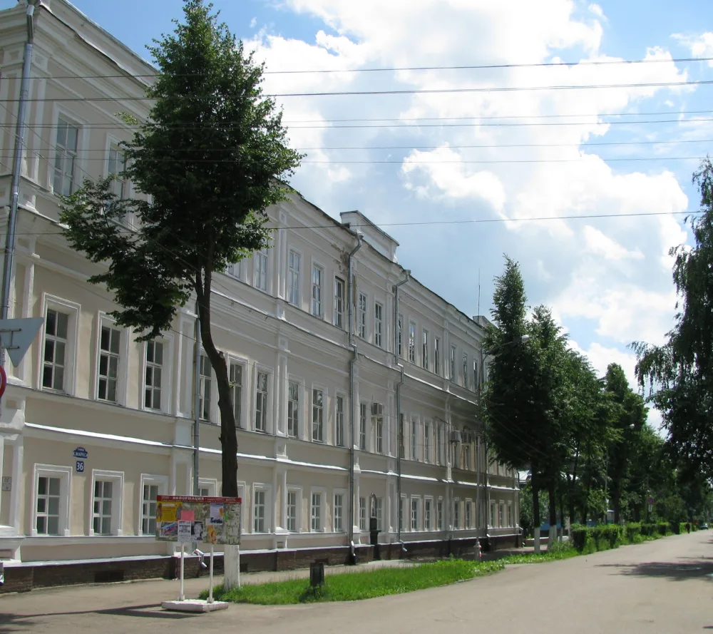 Здание Арзамасского духовного училища. Дом, в котором в 1918-1919 гг. находился штаб Восточного фронта (Арзамас)