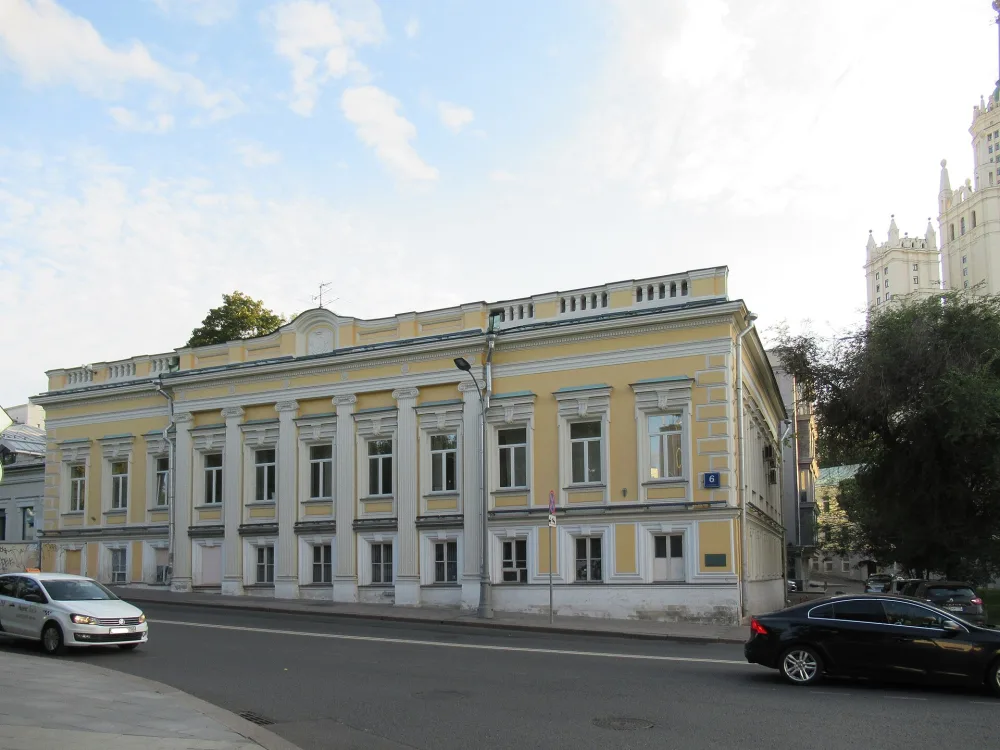 Главный дом городской усадьбы Е.И. Демидова – Рахмановых (Таганский)