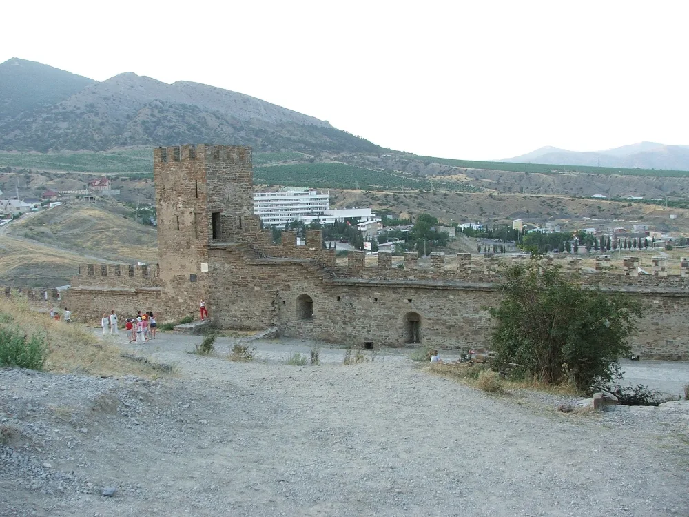 Curtain wall VIII of Genoese fortress (Sudak)