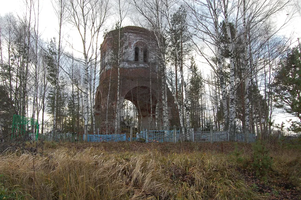 Церковь Тихвинской Богоматери (Луначарское)