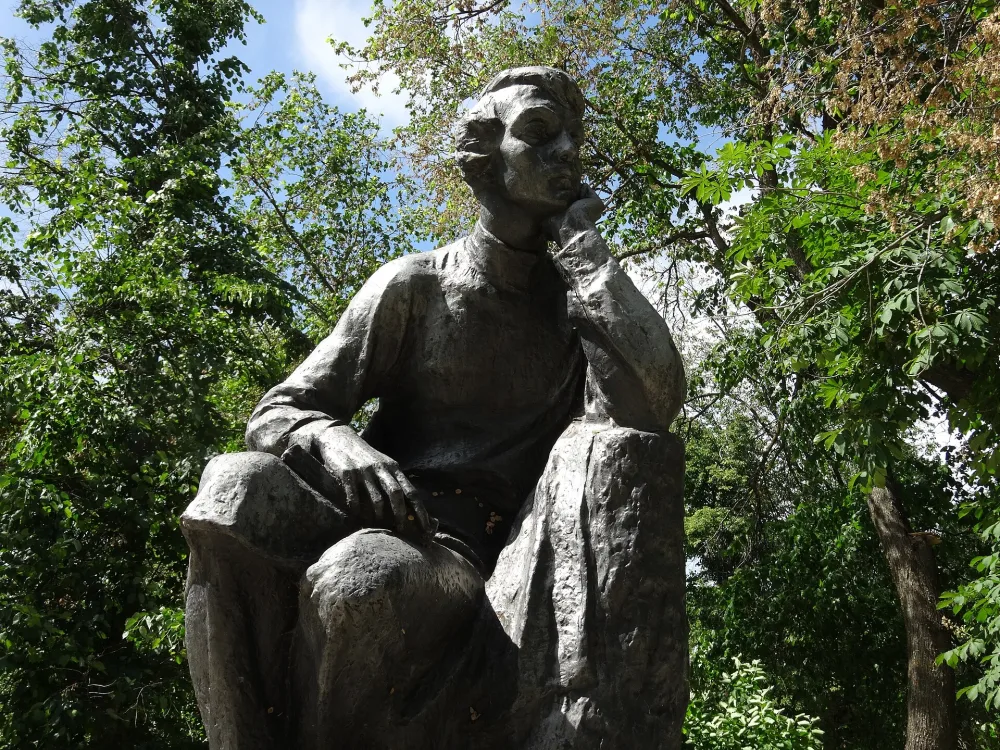 Памятник В.Г. Белинскому (Белинский)
