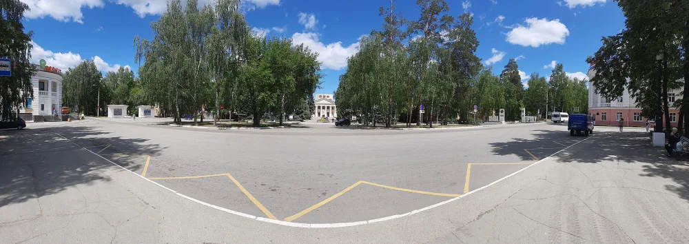 Ансамбль площади Курчатова (Озёрск)