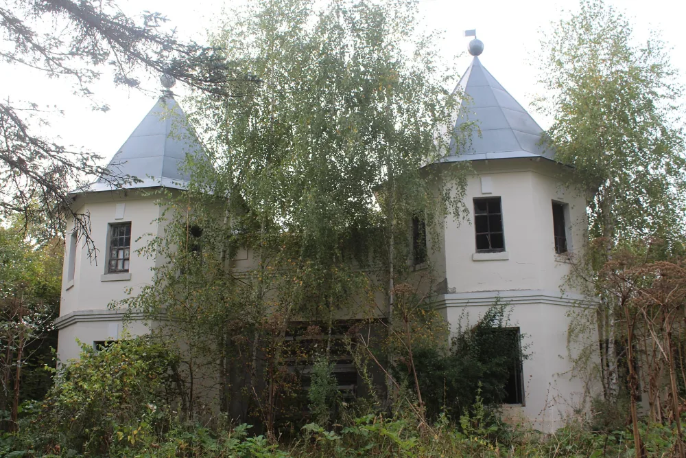Конный двор (Сенницы-2)