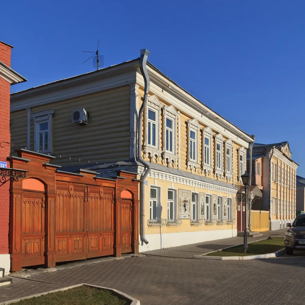Здание, где размещался уездный исполком совета рабочих, солдатских и крестьянских депутатов (Коломна)