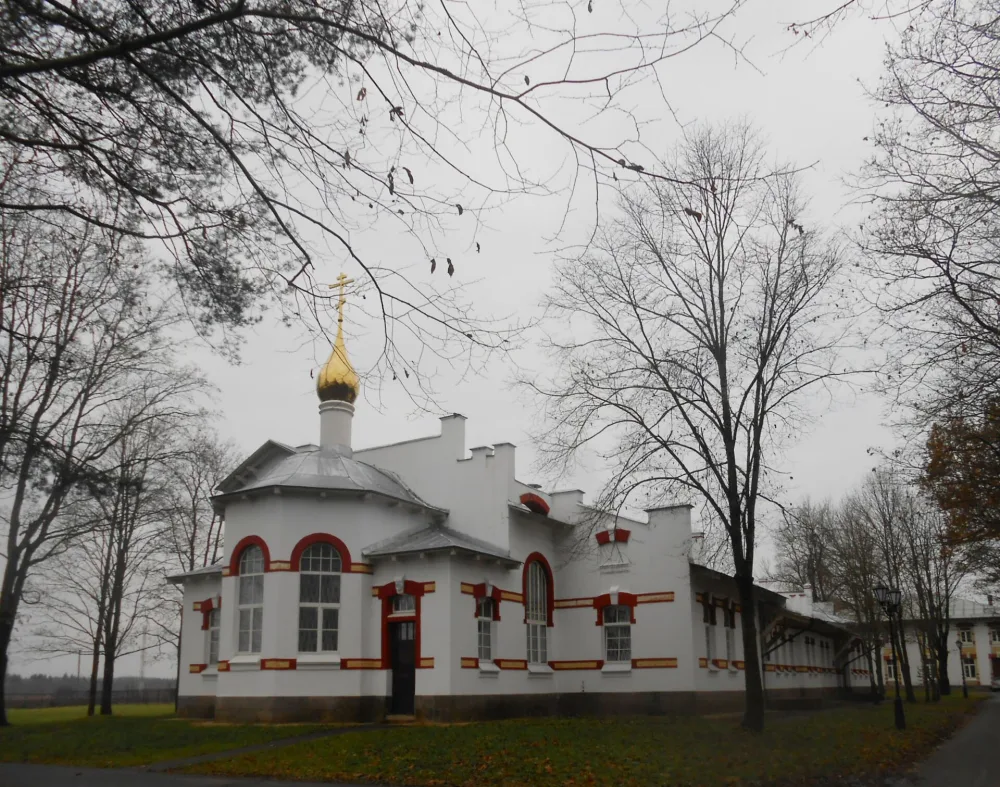 Церковь и зал для собраний (клуб) (Никольское)