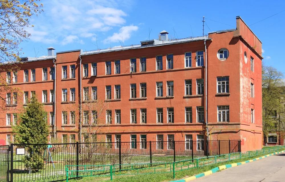 Лиственничная аллея 16