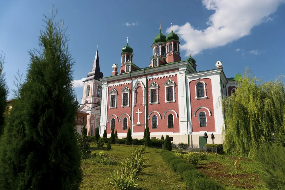 Церковь Воздвижения Креста Господня (Белёв)