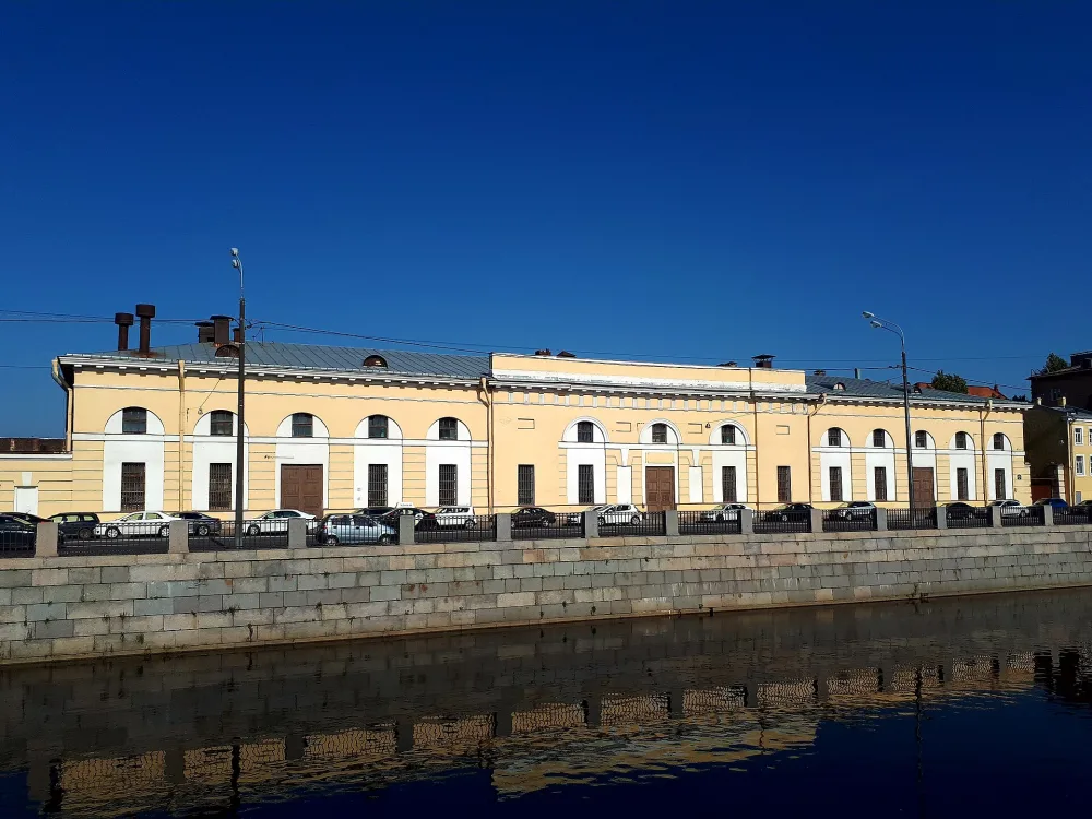 Измайловские провиантские магазины