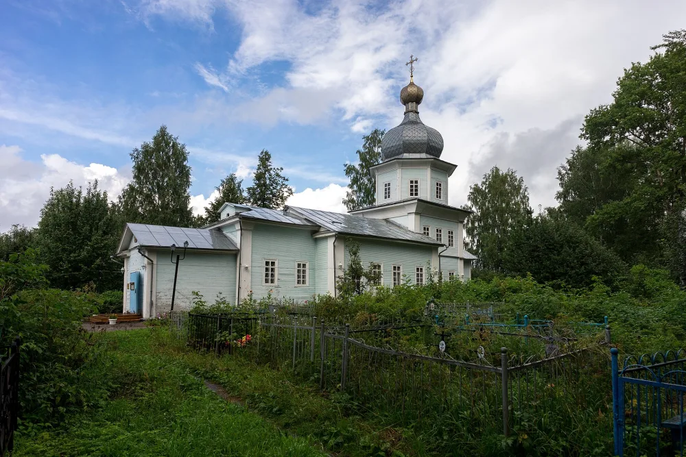 Успенская церковь (Вельск)