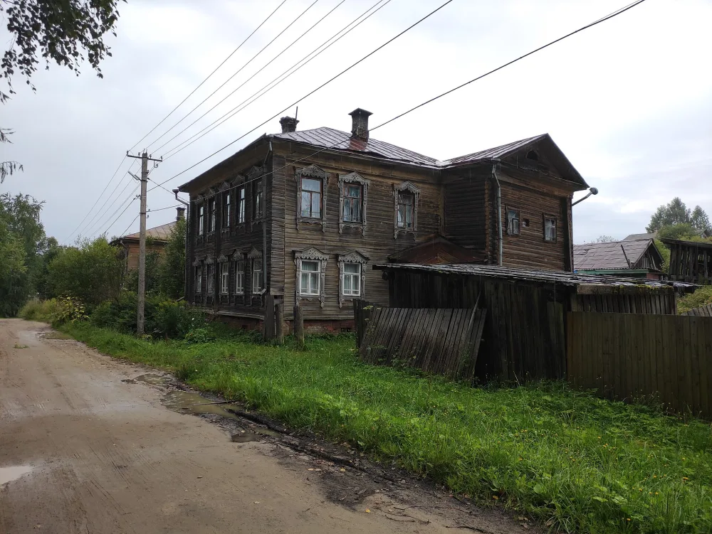 Жилой дом церковного причта (Кологрив)