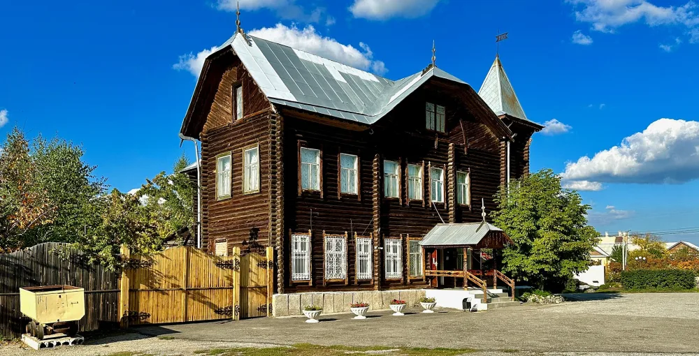 Особняк Де Баласса (Пласт)