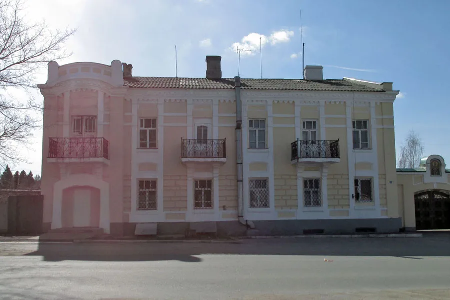 Корпус братский северный (Льва Толстого)