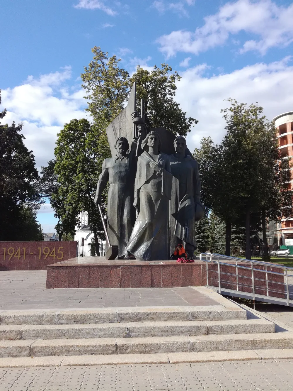 Памятник владимирцам, павшим в Великой Отечественной войне