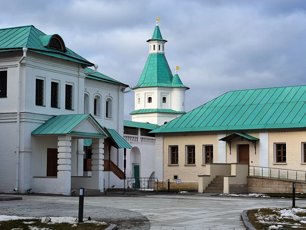 Иноплеменничья башня (Истра)