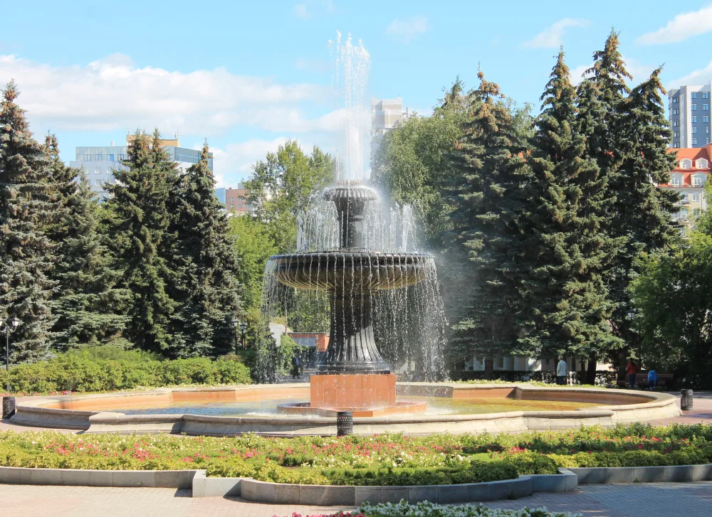 Фонтан в дендропарке