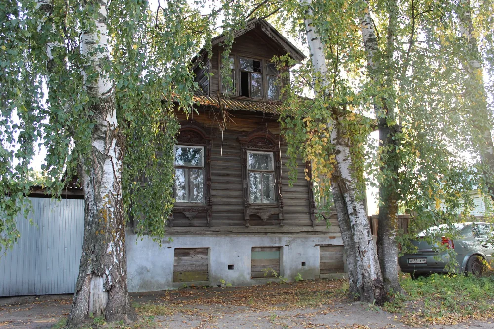 улица Розы Люксембург 18