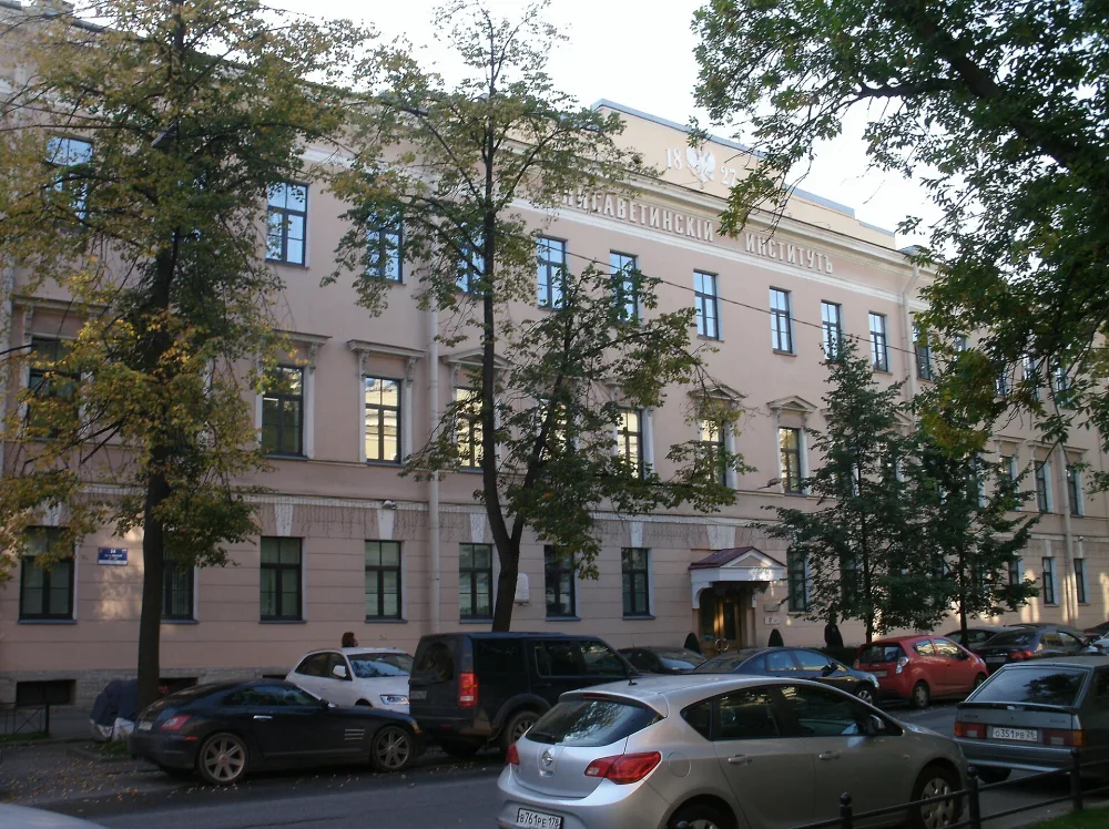 Главное здание