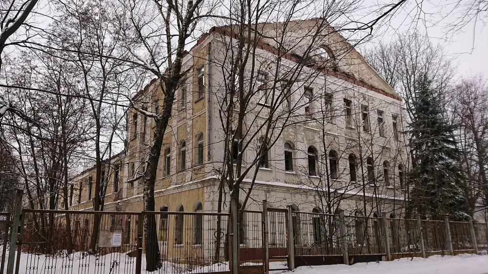 Главный дом усадьбы «Дугино» (Мещерино)