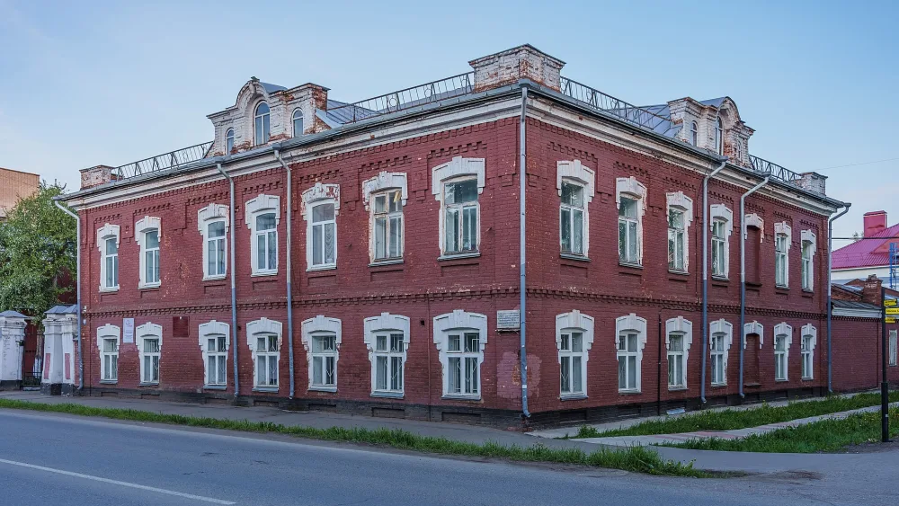Дом купца Столбова (Глазов)