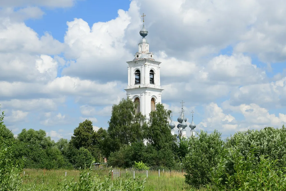 Церковь (Михайловская церковь) (Бабаево)