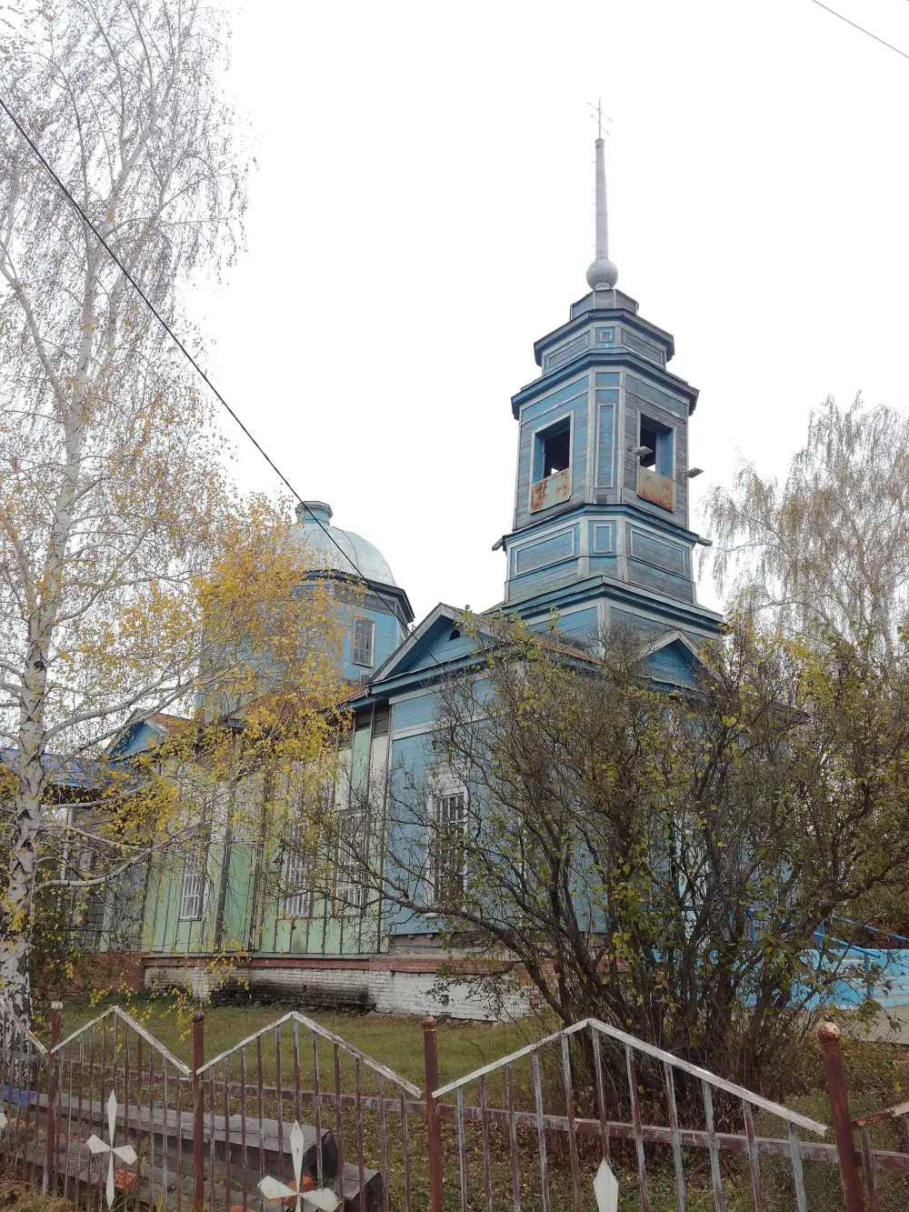 Николаевская церковь с интерьером