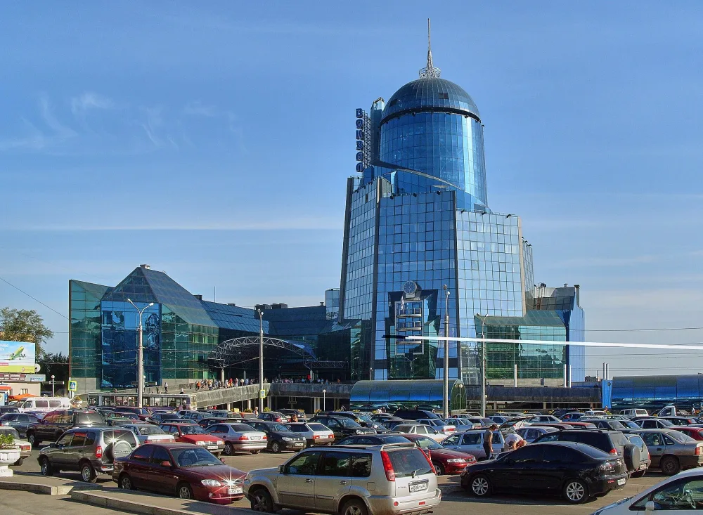 Комсомольская площадь