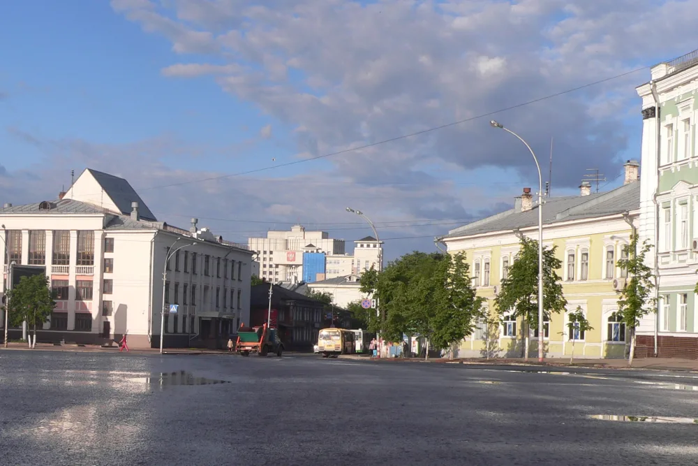 площадь Возрождения