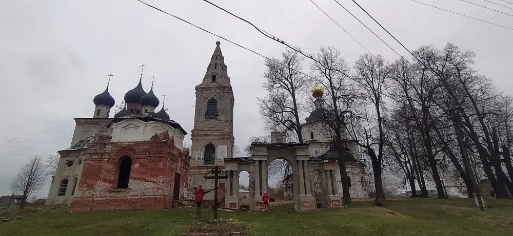 Храмовый ансамбль (Нижний Ландех)