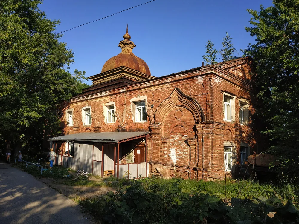 Часовня тюремного замка в честь Николая Чудотворца и Митрофания Воронежского (Кунгур)