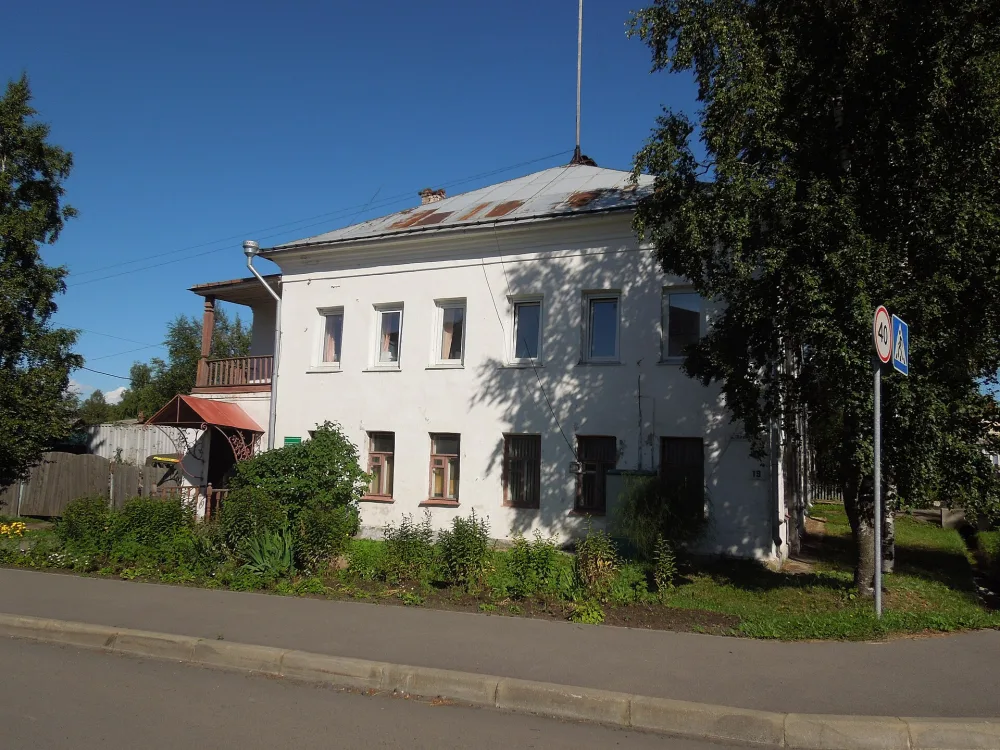 Дом жилой Руднева (Белозерск)