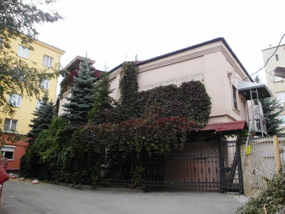 Жилой дом Ленинского городка (Челябинск)