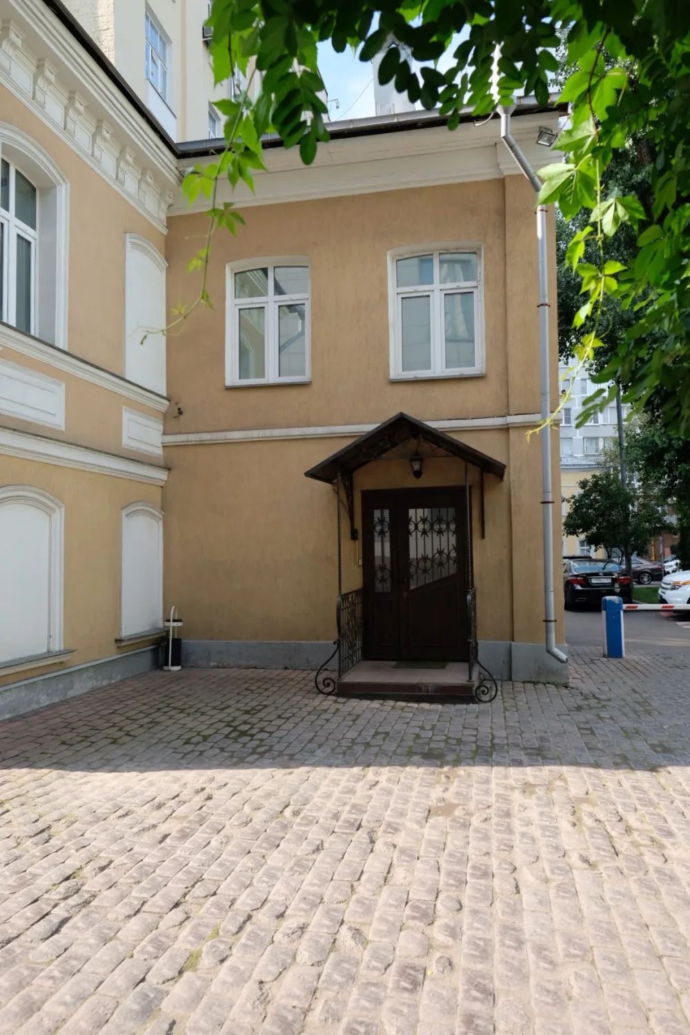 Флигель (Тверской)