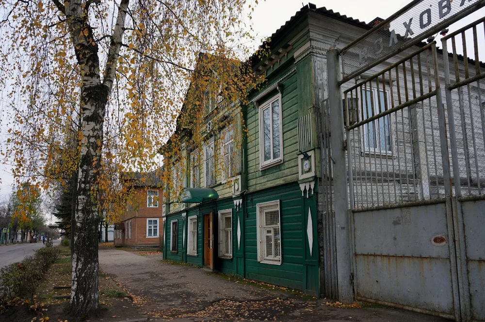 Жилой дом с канцелярией пристава и колбасной мастерской (бывший дом купца Н.Ф. Кулагина) (Новая Ладога)