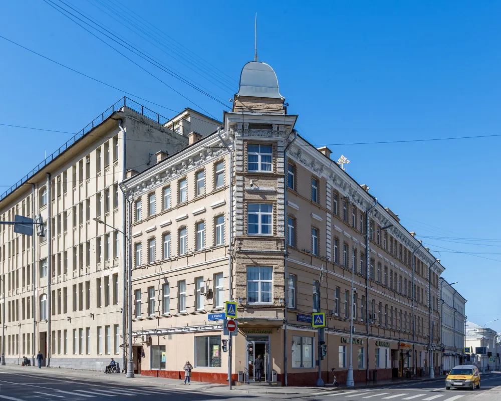 Рождественский бульвар 22