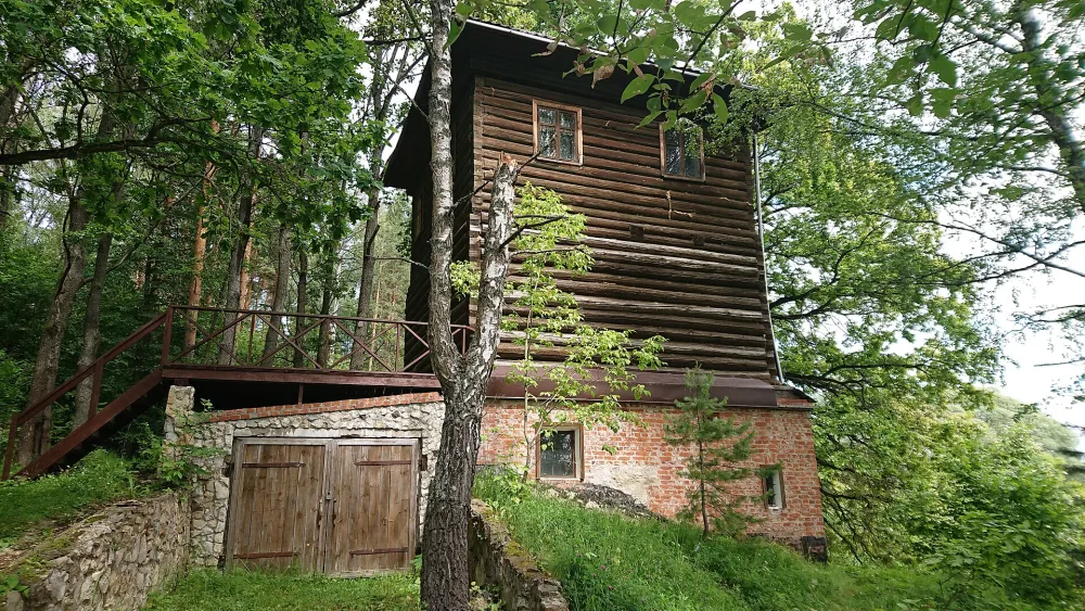 Дом пианиста С.Т. Рихтера на реке Оке (Алекино)