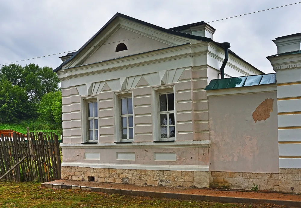 Флигель (Торжок)