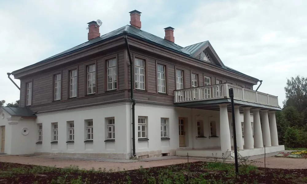 Главный дом (Красная Новь)
