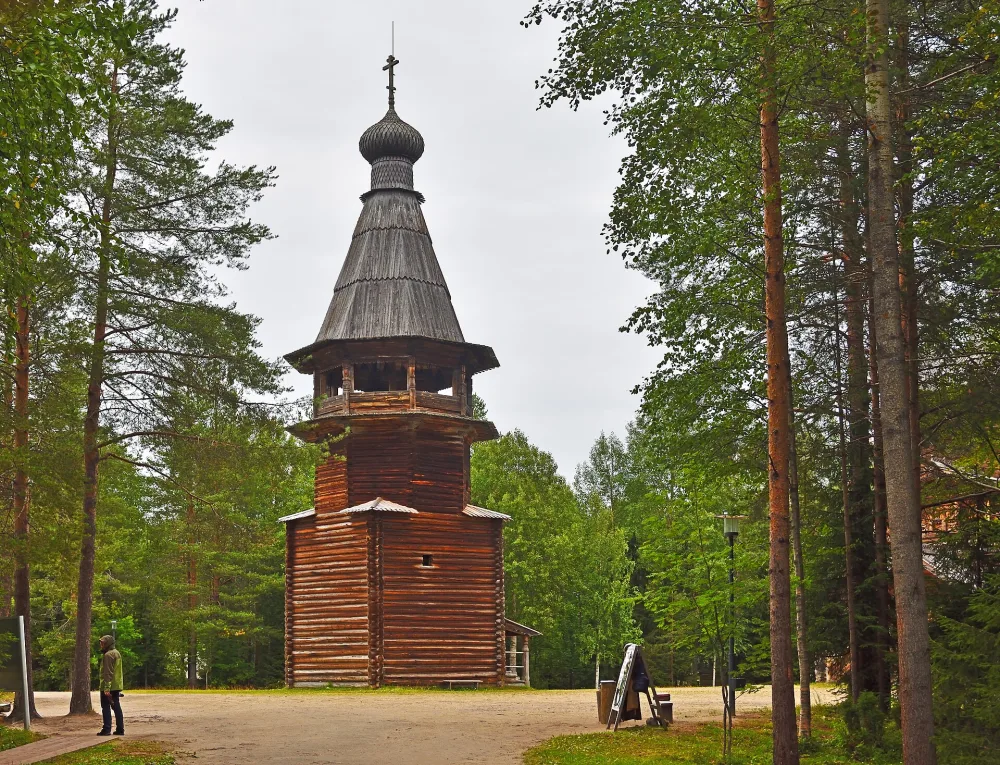 Колокольня (Малые Корелы)