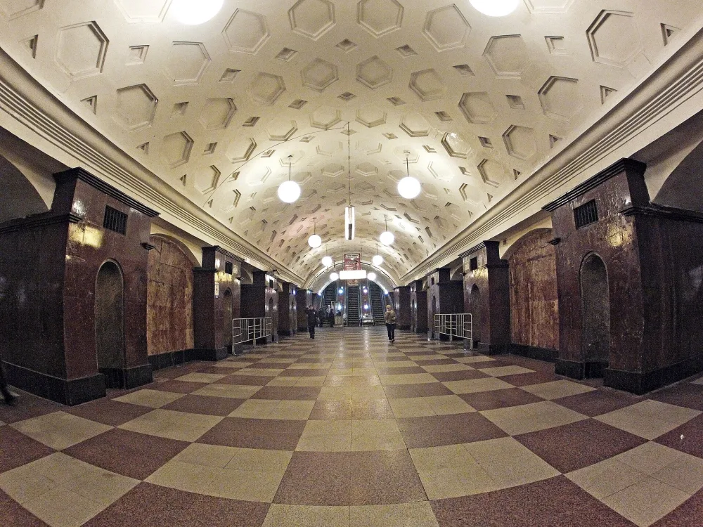 Перронный зал (Красносельский)