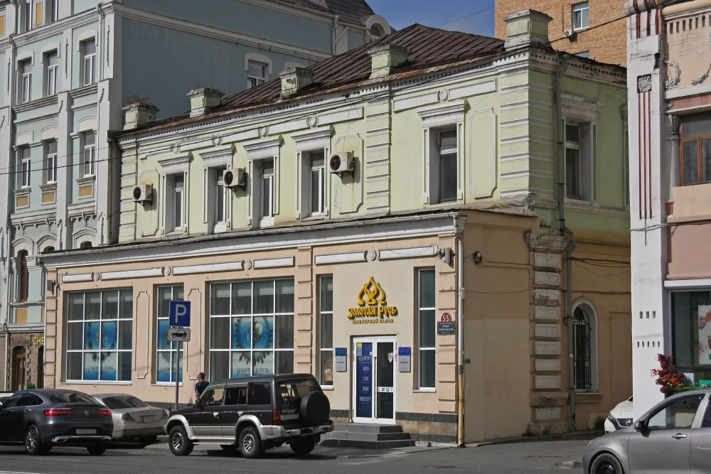Здание кондитерской Кокина (Владивосток)