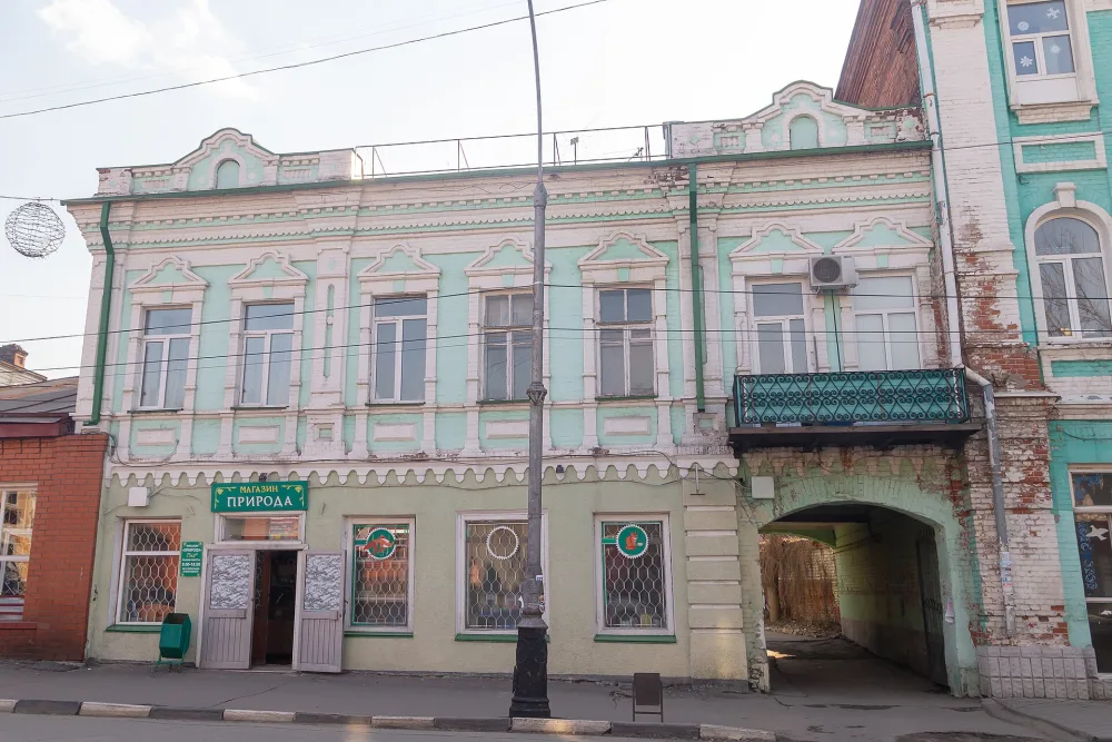Жилой дом с магазином (Мичуринск)