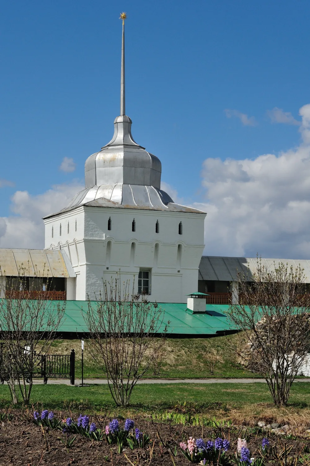 Башня западная (Ярославль)