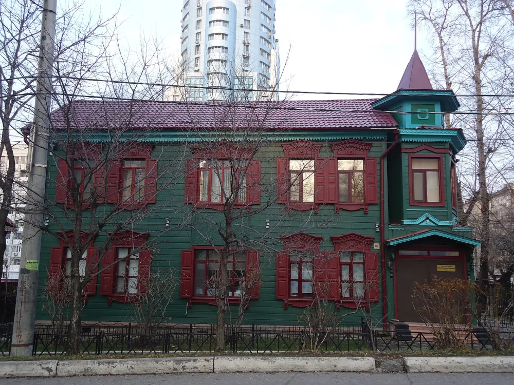 Жилой дом (Хабаровск)